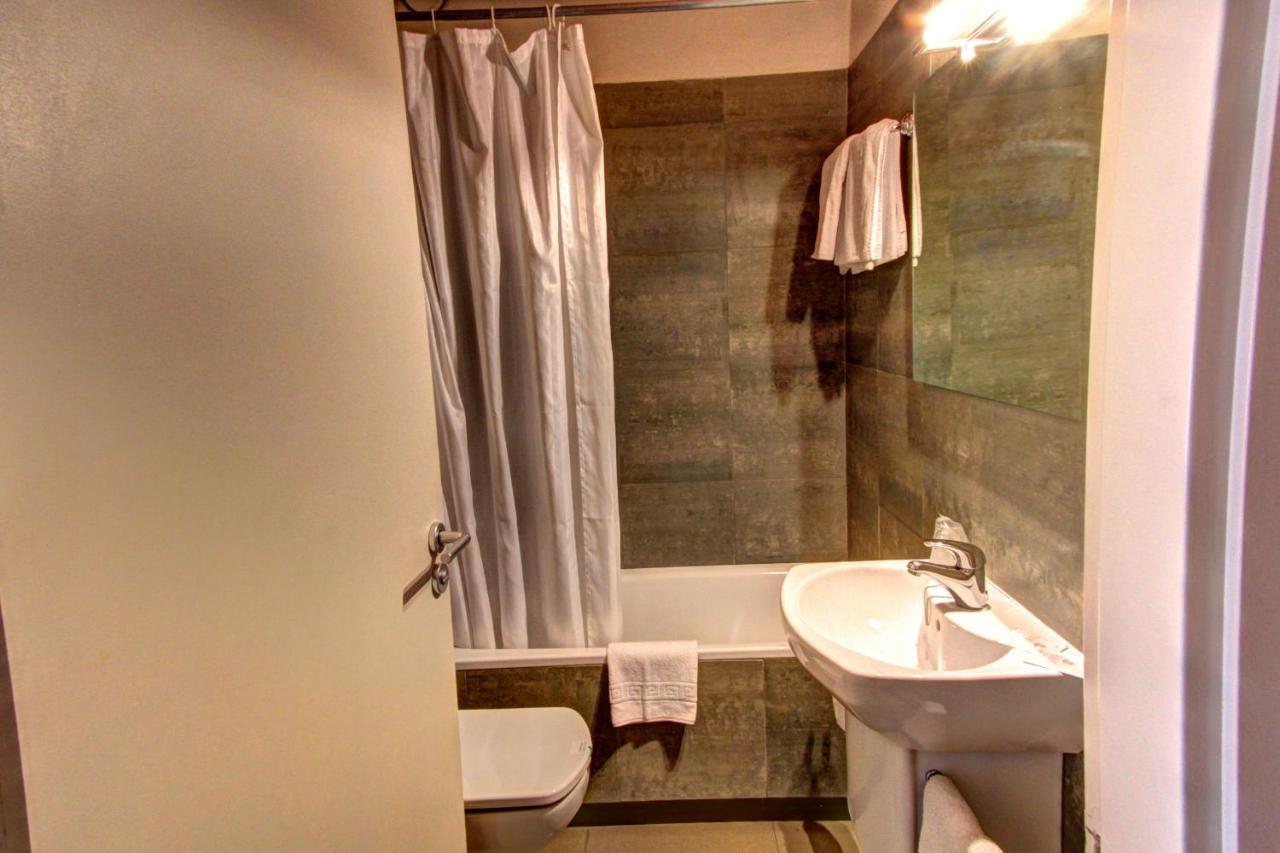Hotel Viaurelia Montblanc Habitación foto